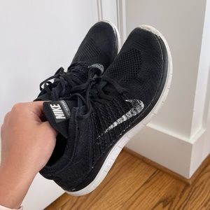 Nike Flyknit shoes- Womens 10